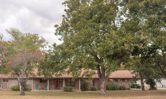 Smithville House | Casa Kingfisher