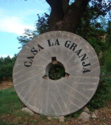 Olvan House | CASA LA GRANJA