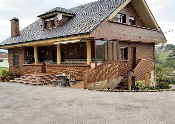 Hinojedo Apartment | Casa Laurel 1
