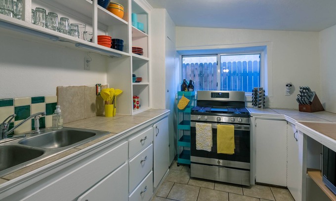 Downtown Albuquerque House | Casa Lia walking distance to Old Town