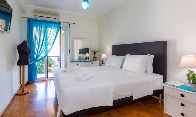 Corfu Town Apartment | Casa Loula - spacious and stylish apartment with an elevator, located near Corfu city