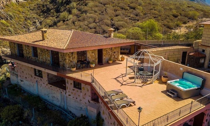 Adeje Apartment | Casa Magma - Two Bedroom Apartment, Sleeps 4