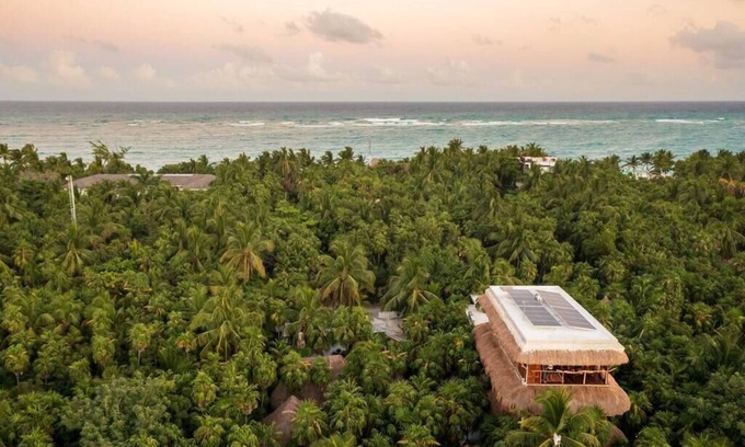 Zona Hotelera Cabin | Casa Moksha | Beachside Retreat + Private Cenote