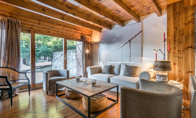Pujo Ski Chalet | Casa Nautada Beautiful home 4 bedrooms 9p at Salardú town