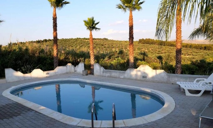 Borgo Bonsignore Apartment | Casa Nettuno in Villa Marisa