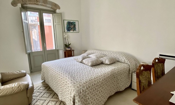 Sant'Antioco House | CASA OPERA LOCATED IN THE MIDDLE OF THE OLD TOWN TWO MINUTES WALK FROM SEASIDE