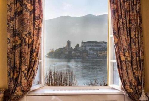Orta San Giulio Apartment | Casa Orta appartamento con vista lago