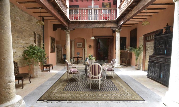 Ubeda House | Casa Palacio el Caballero de Malta