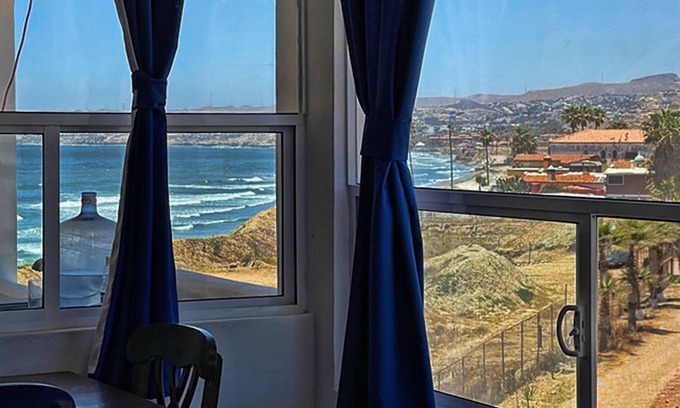 Playas de Rosarito Villa | *Casa Palmera* Pool, Jacuzzi, Beach, BBQ
