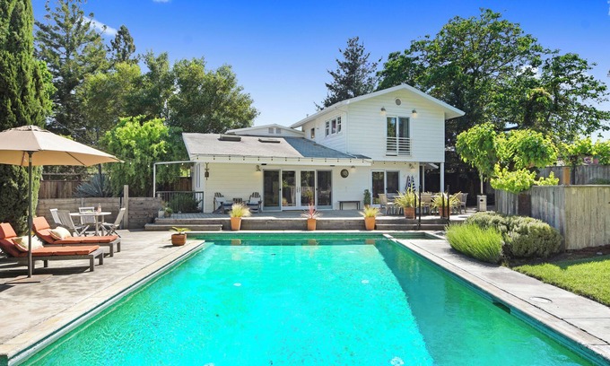 Sonoma House | Casa Palmera Sonoma - 30+ Day Rental