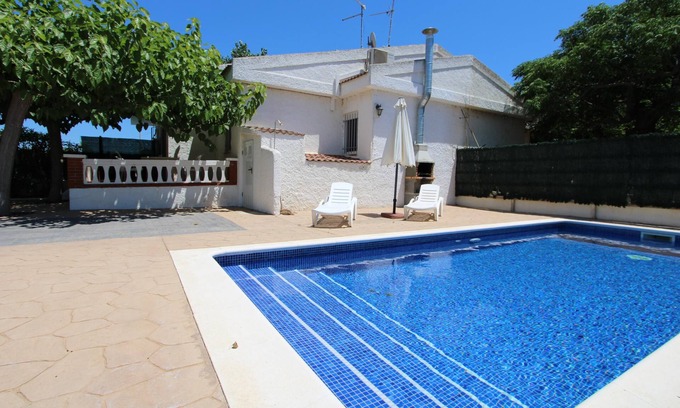 Riumar House | CASA PALMERESS 4,Ideal house for your holidays near the sea, free wifi, optional air conditioning, private pool, pets allowed, dog’s beach.