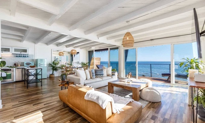 Eastern Malibu House | Casa Penelope by Oraklus