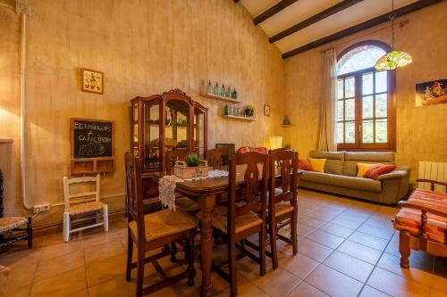 Serinya House | Casa rural, Can Cirera