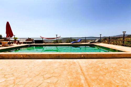 Riogordo House | Casa rural con barbacoa y piscina