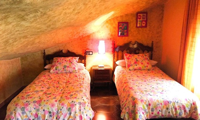 Setenil de las Bodegas House | Casa Rural Cuevas del Sol