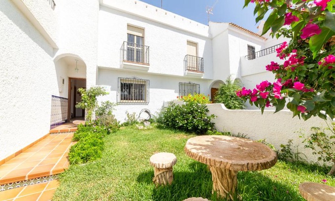 Nijar House | Casa Rural La Buganvilla