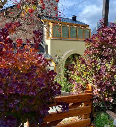 San Carlos de Bariloche Ski Chalet | Casa Suiza, vistas panorámicas al lago, ciudad y montañas !