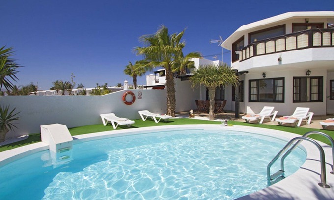 Puerto del Carmen Villa | Casa Tingu - 3 Bedroom villa - Close to amenities - Great for families