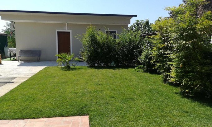 Castiglione di Cervia House | CASA VISTA LAGO (MIRABILANDIA)