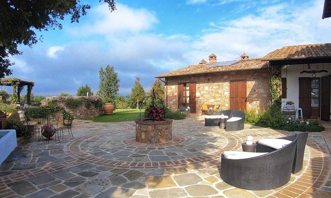 Citta della Pieve Villa | Casale Bella Vita Relais