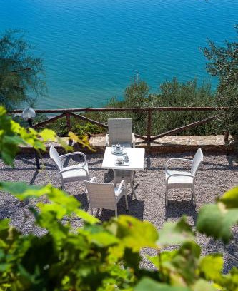 San Mauro Cilento House | Casale Santa Rosalia Charme Villas and Rooms