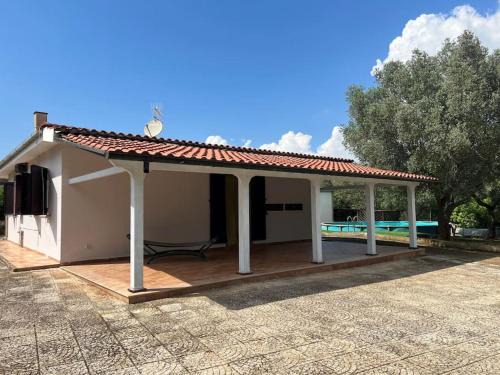 Villa Castelli House | CasaMè - Villa Castelli