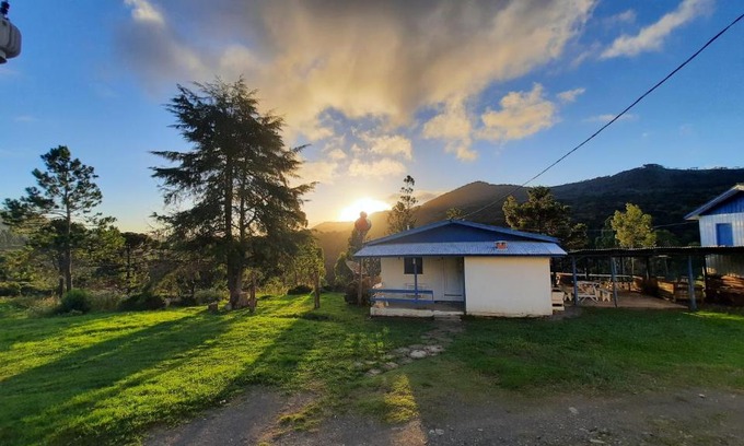 Vacas Gordas Hotel | Casinha de campo rural