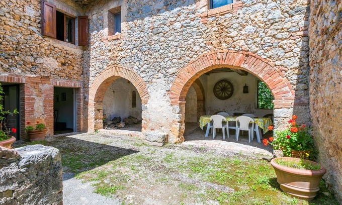 Siena House | Casino di Lecceto by Interhome