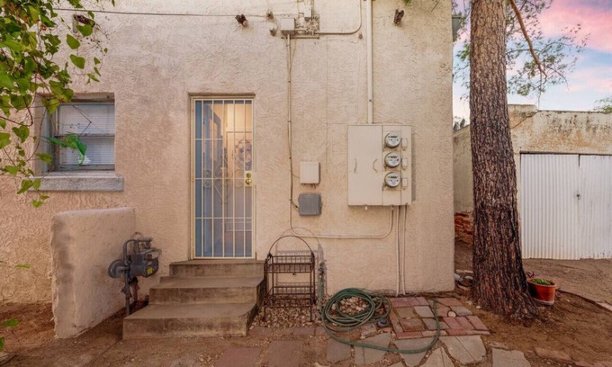 West University Apartment | Casita #4 (Angie) -