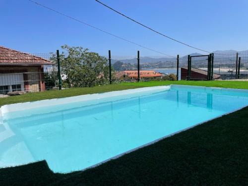 Baiona House | Casita Independiente y tres apartamentos con piscina Ladeira Playa