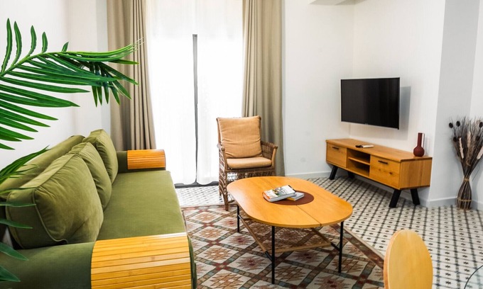 Marbella City Centre Apartment | Castillo de Marbella | Ground Floor Unit 8 min form beach