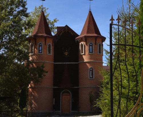 Polyanytsya Apartment | Castle Belvedere