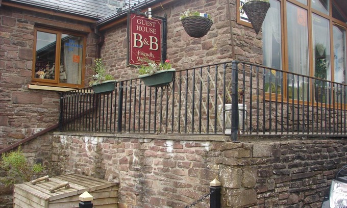 Defynnog Bed & Breakfast | Castle Lodge
