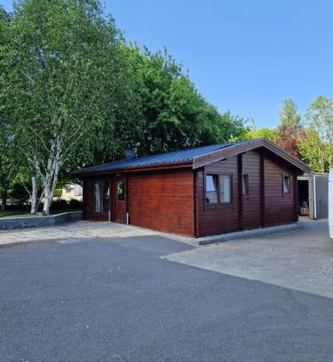 Dunmore Ski Chalet | Castle view Cabin