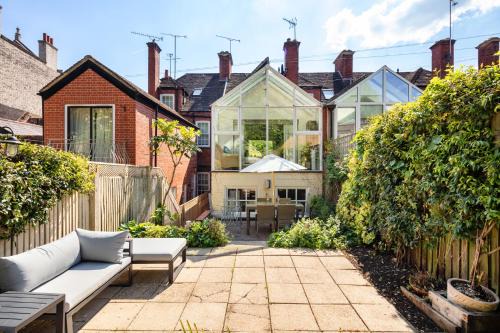 Windsor City Centre House | Castle View