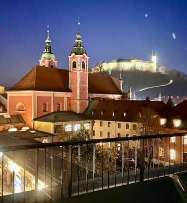 Ljubljana City Centre Apartment | Castle View Penthouse