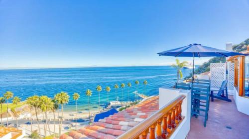 Avalon Apartment | Catalina Island Getaway With 6 Seat Golf Cart Ac