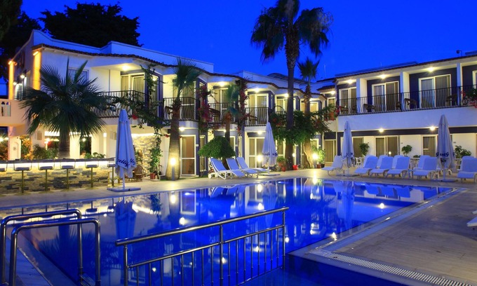 Gundogan Hotel | Catamaran Hotel