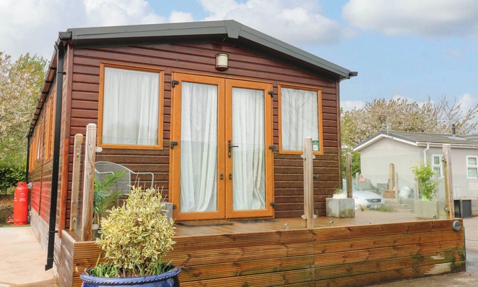 Welton Cottage | CATE’S COZY CABIN, pet friendly, with a garden in Lazonby