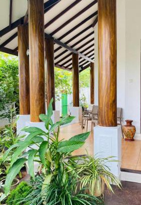 Ja-Ela House | catherine villa