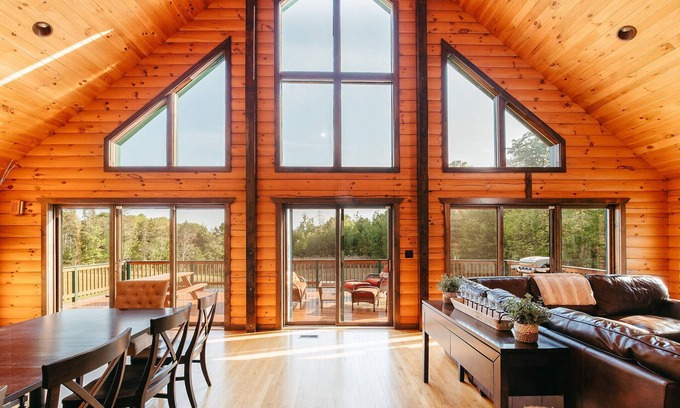 Catskill House | Catskill Lodge
