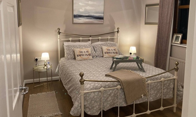 Ballycastle Apartment | Causeway Coast and Glens Apartment with a view Ballycastle