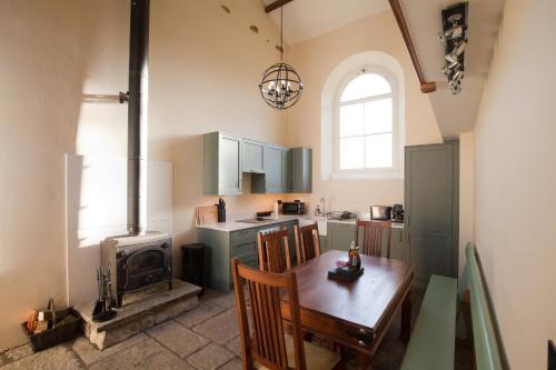 Sedbergh House | Cautley Chapel