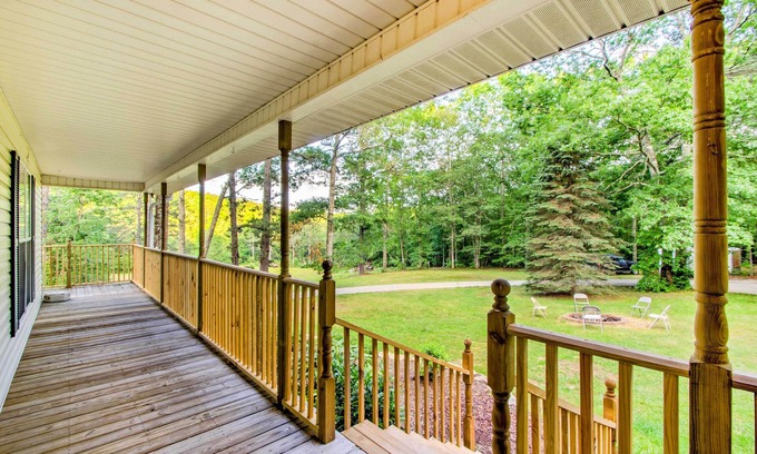 Cedar Mountain Cottage | Cedar Mountain House on 12 Acres - Near Trails!