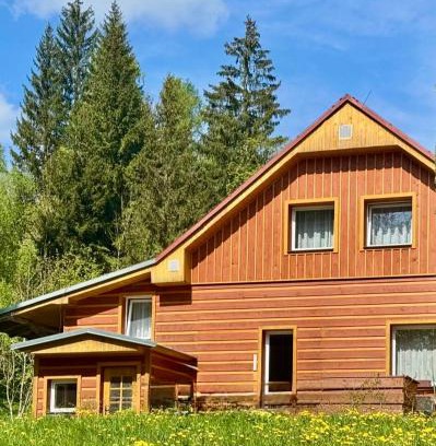 Dolni Dvur Ski Chalet | Celá Horská Chata Maty - až 25 lůžek