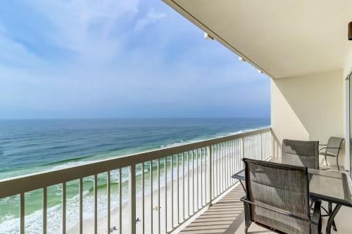 Miramar Beach Apartment | Celadon Beach 908