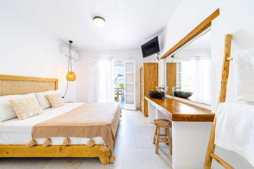 Agios Prokopios Apartment | Celini Retreat