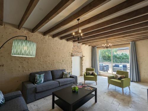 Celon House | Celon Nous - La Porcherie