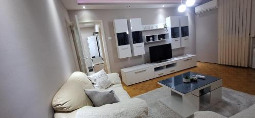 Krusevac Apartment | Centar ljubavi