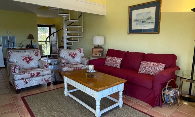 Saint Helena Island House | Center Island Location - Across the Street from the Beach! MAY SPECIALS!